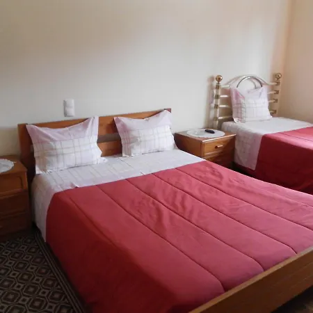 Residencial Pinho Alojamento de Acomodação e Pequeno-almoço Mealhada