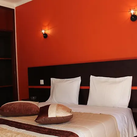 Bed & Breakfast Residencial Pinho Mealhada
