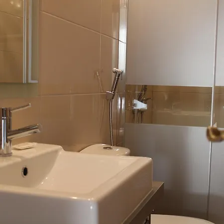 Residencial Pinho 3* 밀하다